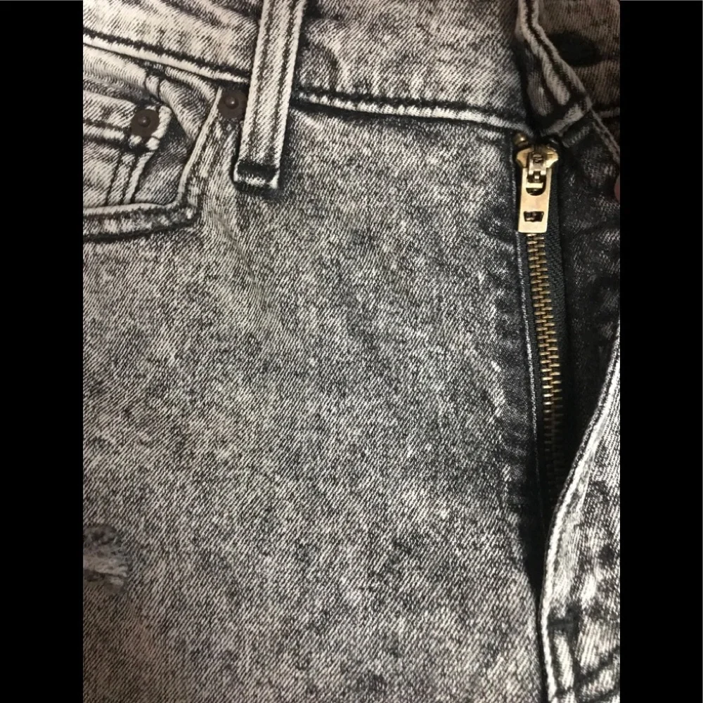 LEVI'S Acid Wash Distressed  SAMPLE/PROTYPE Jeans 32x32